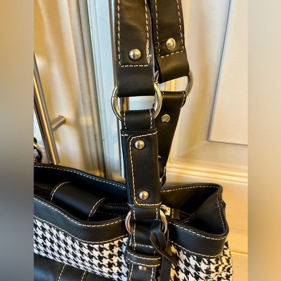 EUC Chaps Abbey Houndstooth black shopper bag. - Picture 5 of 13